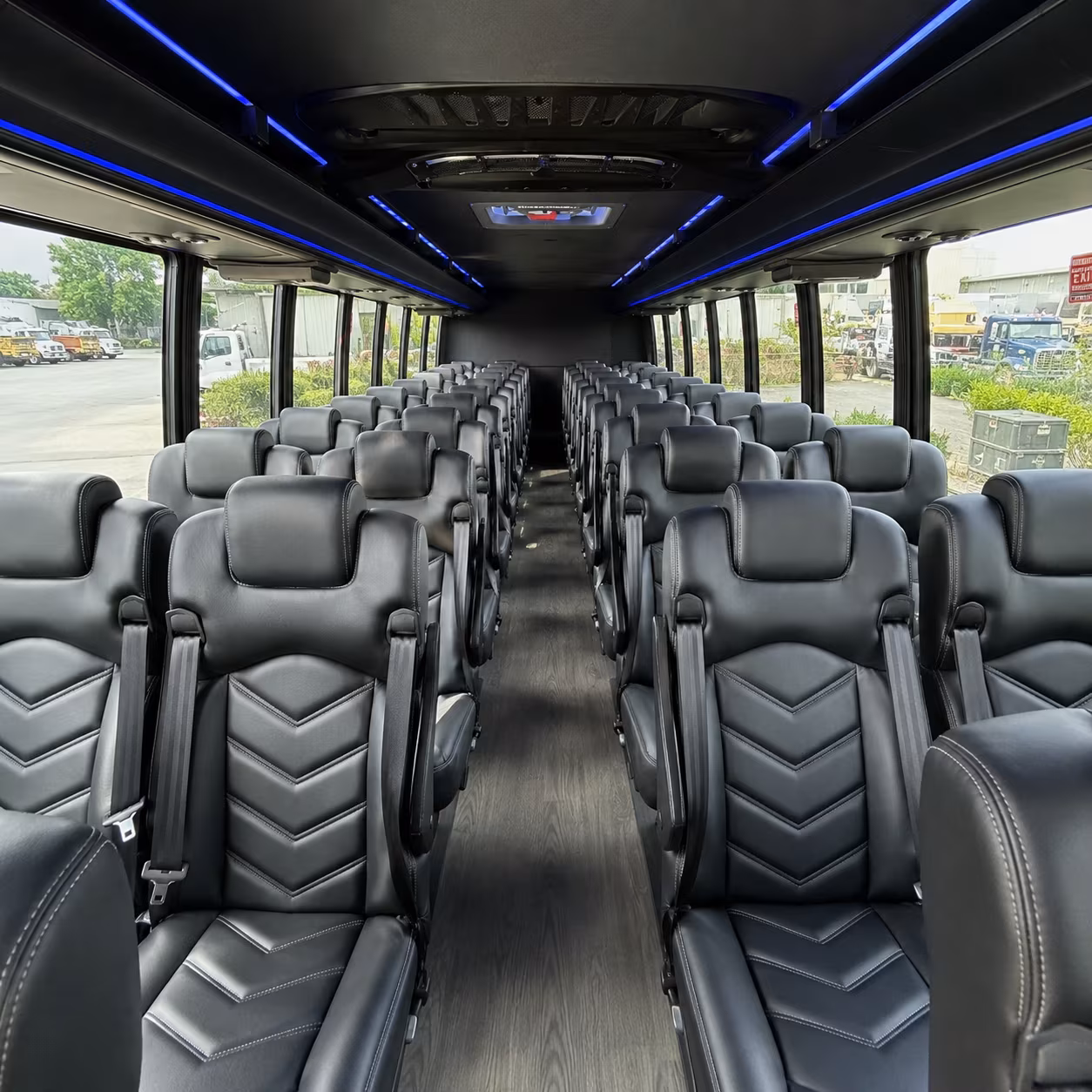 hotel shuttles for conferences and business travel