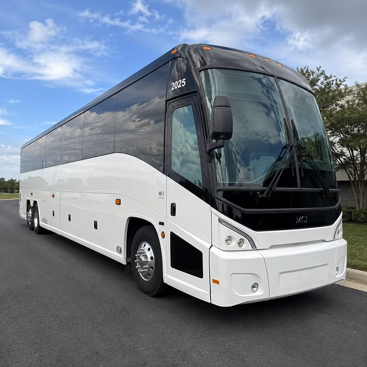 private charter buses for layovers in tacoma