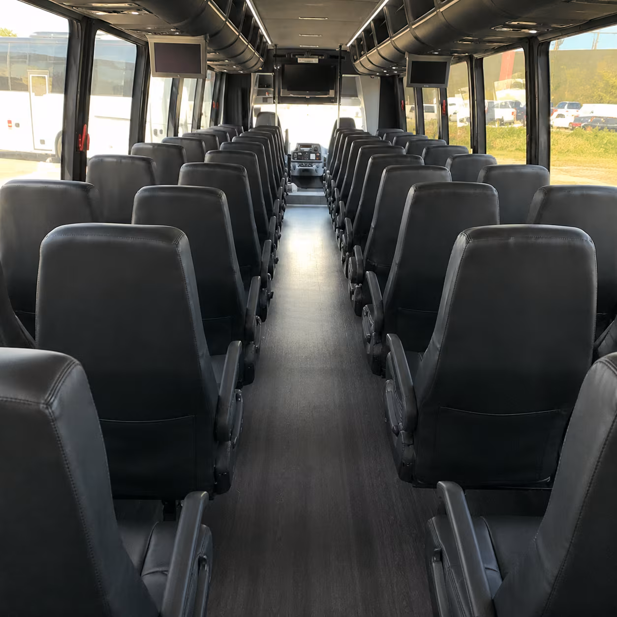 tacoma airport shuttle bus rentals for private groups