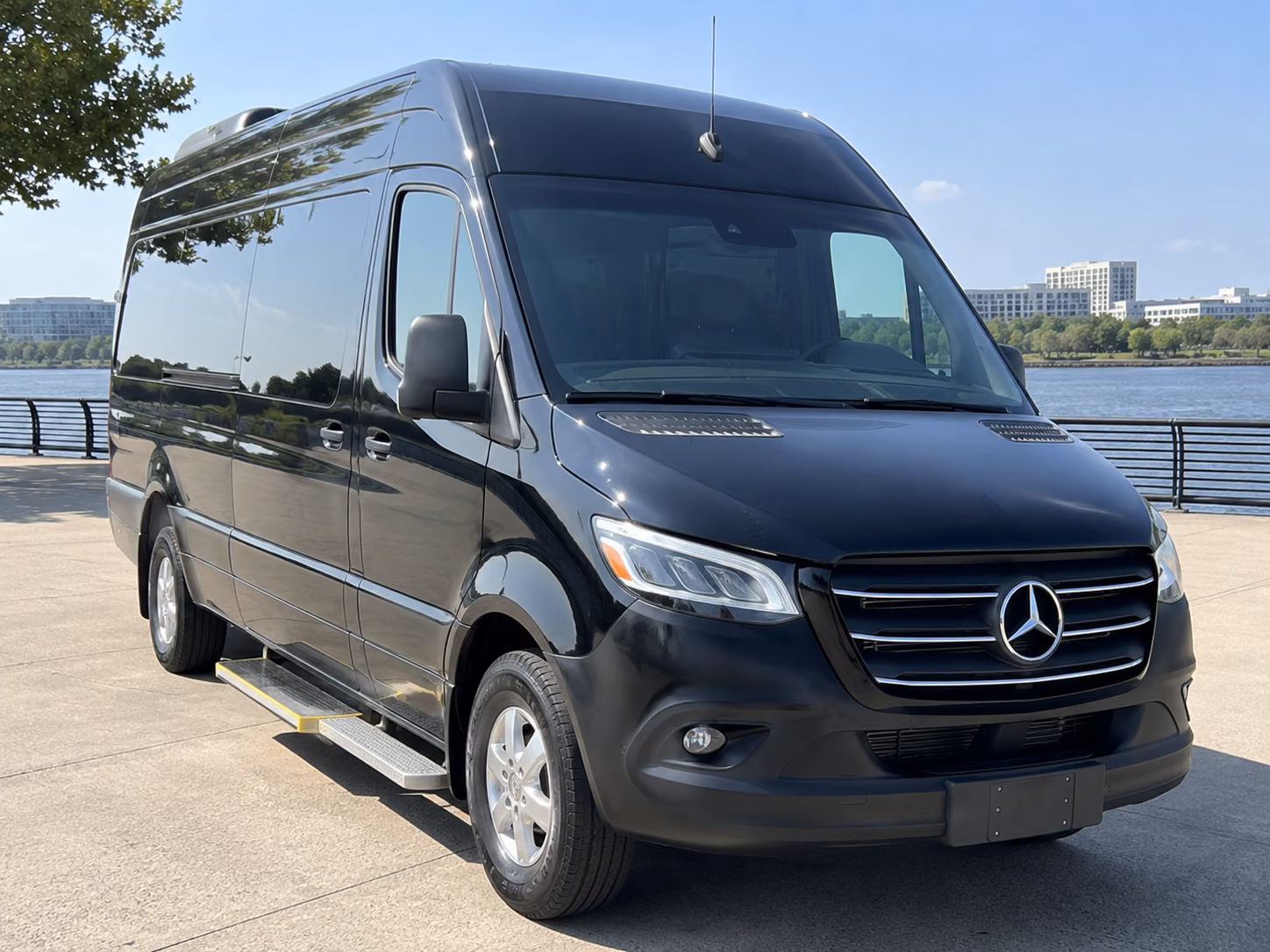 tacoma government meeting and conference shuttles