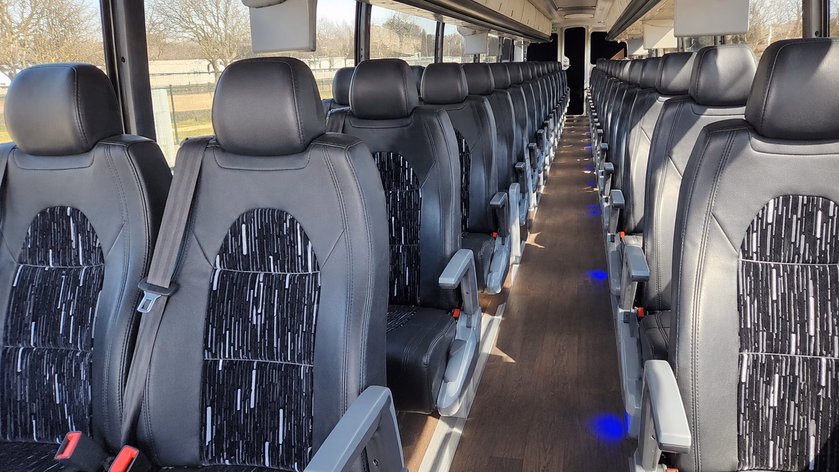 the bus type and amenities